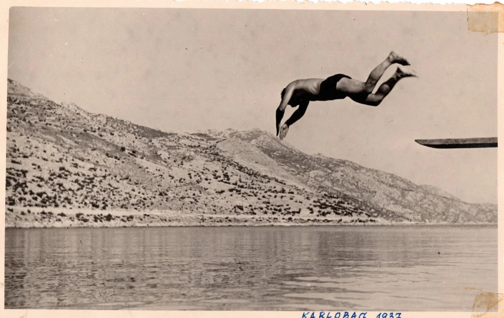 Skok u more u Karlobagu 1937. godine