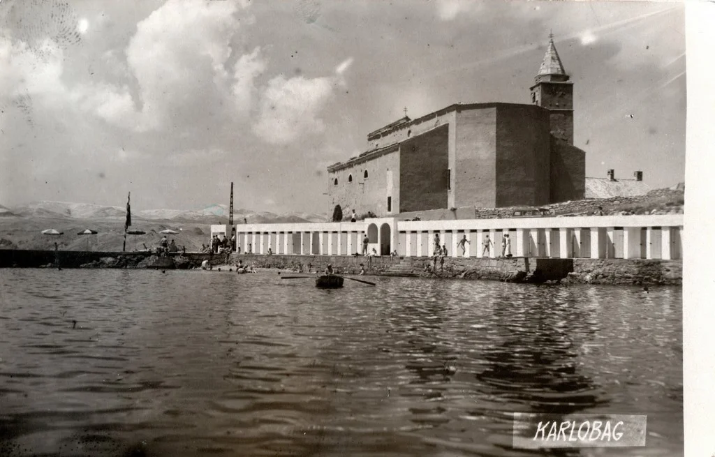 Postcard 19