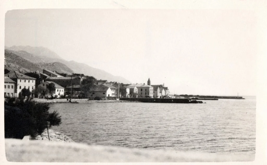 Postcard 8