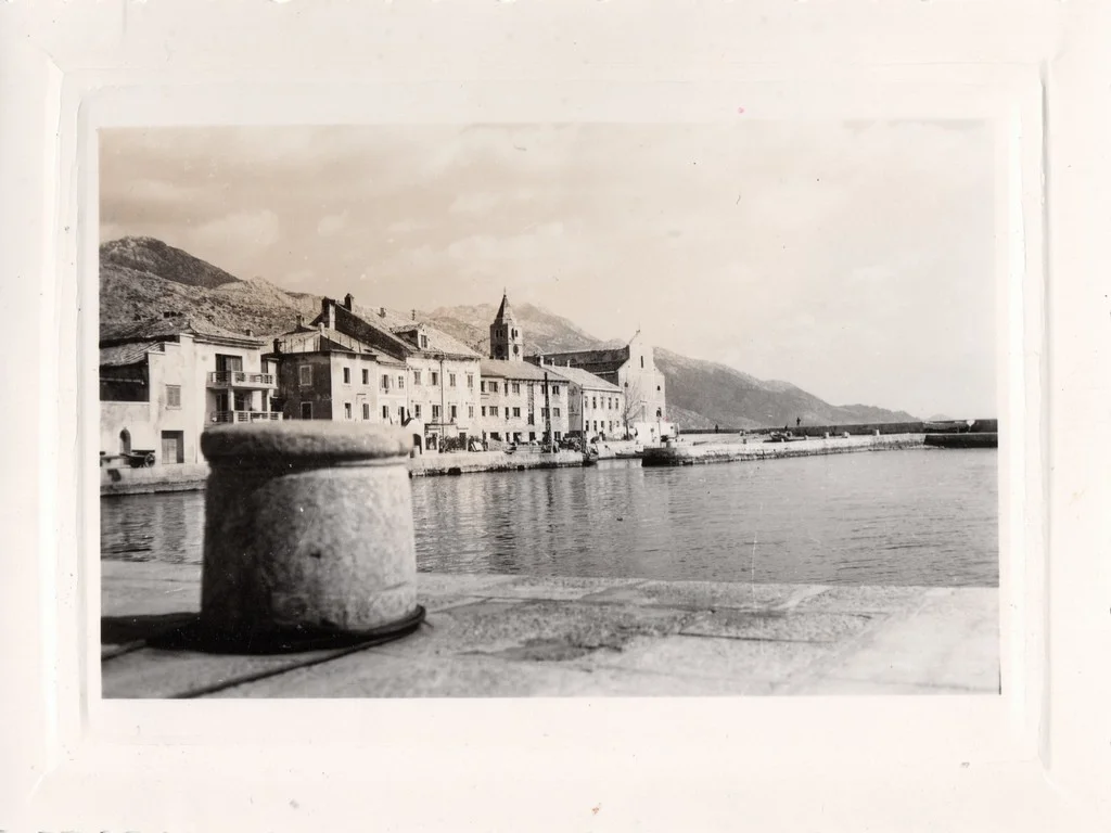 Postcard 9-1