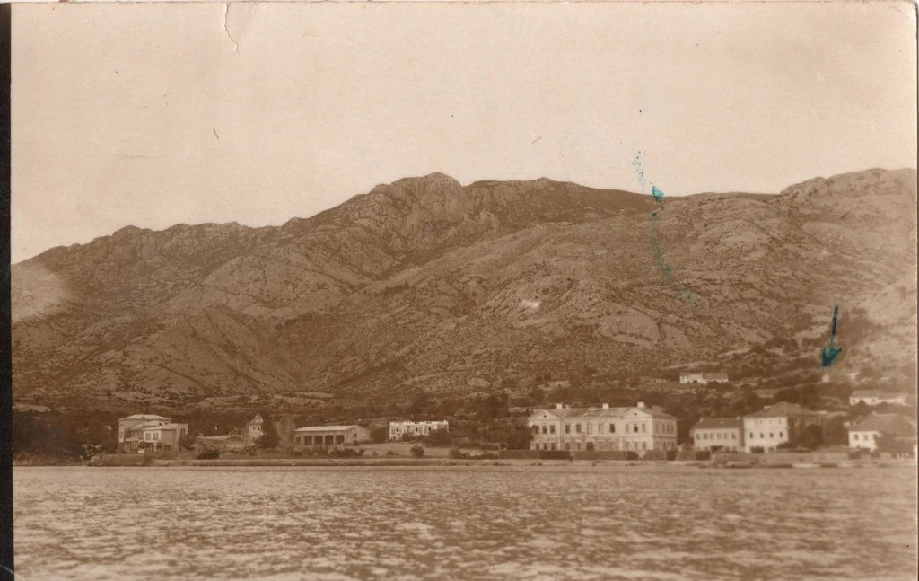 Postcard 9