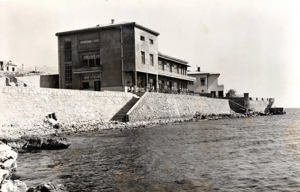 Postcard 18