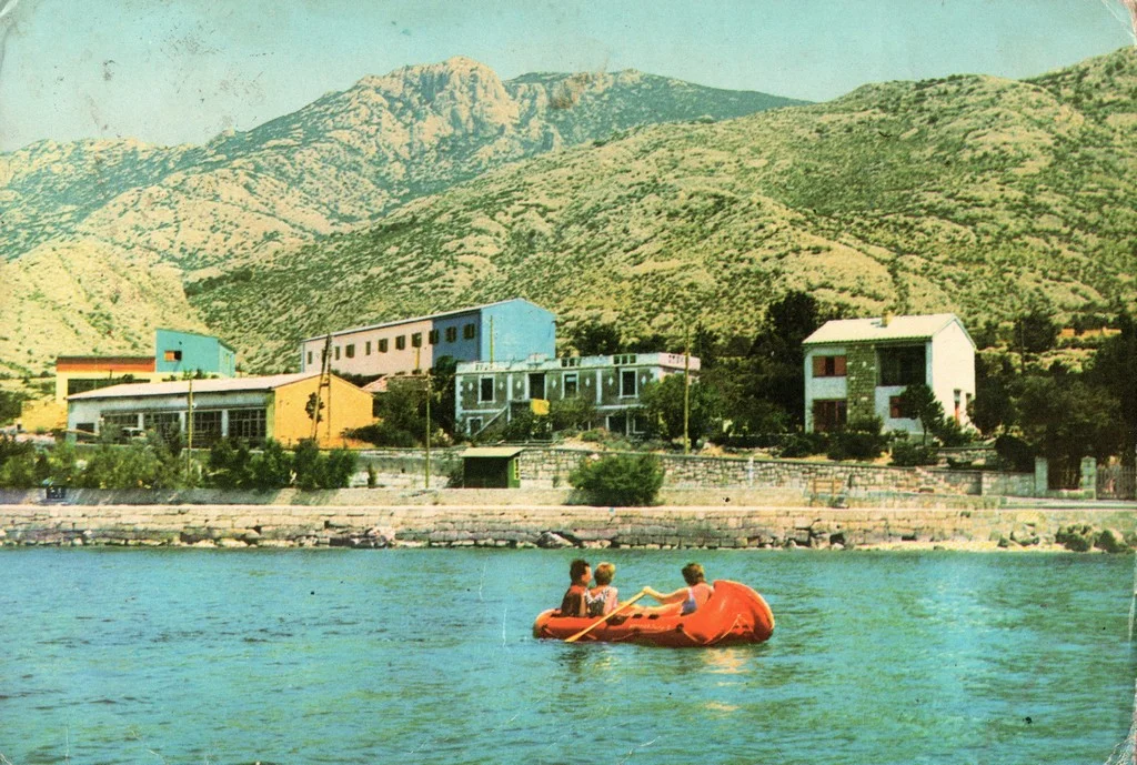 Postcard 19