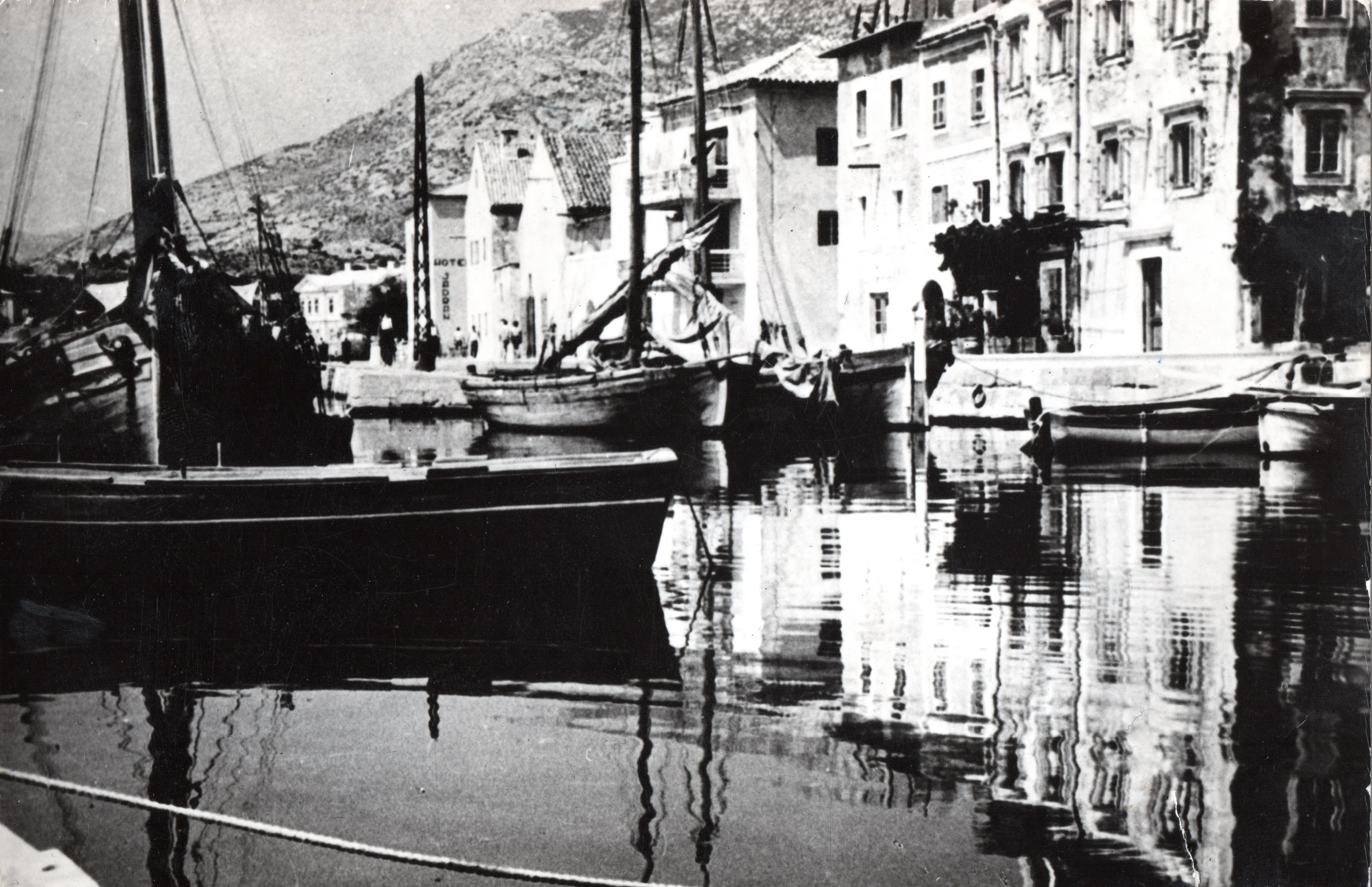 Postcard 39