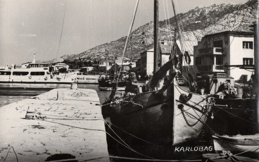 Postcard 43