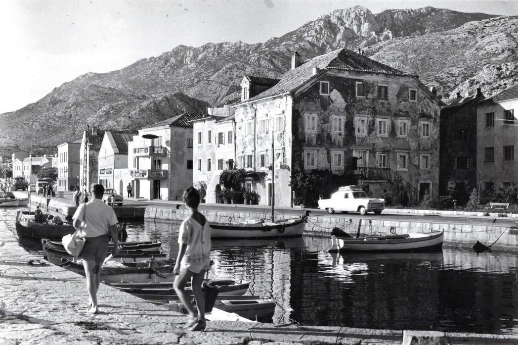 Postcard 44