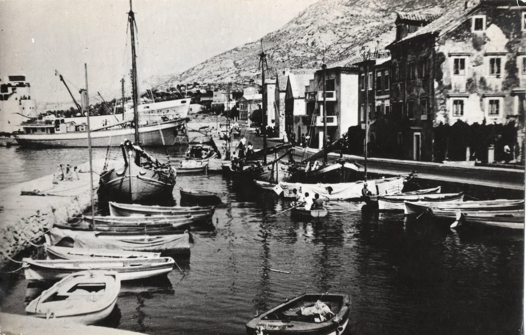 Postcard 48