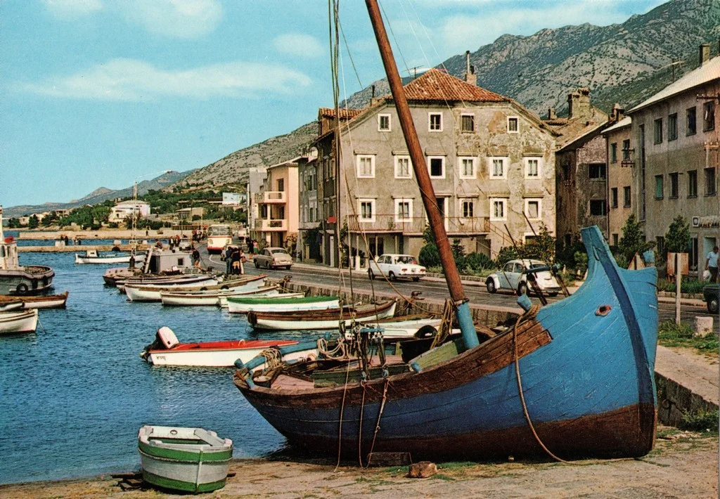 Postcard 19